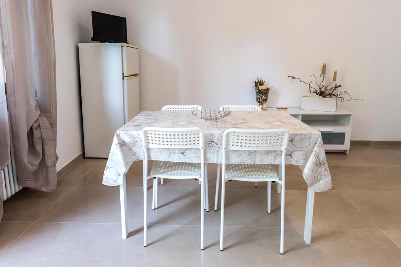 Апартаменты A30 - Poggio, Nuovo Bilocale Con Giardino Poggio  Экстерьер фото